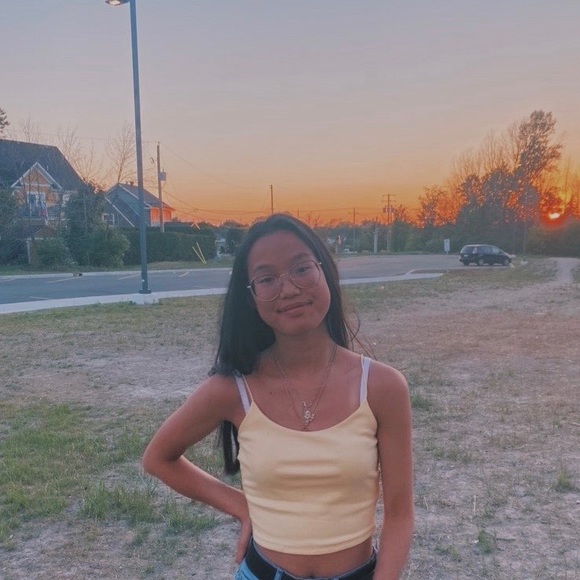 Meet your Posher, Laurianne - Picture 1 of 1